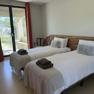 Detalle del entorno de Sammati Wellness Finca